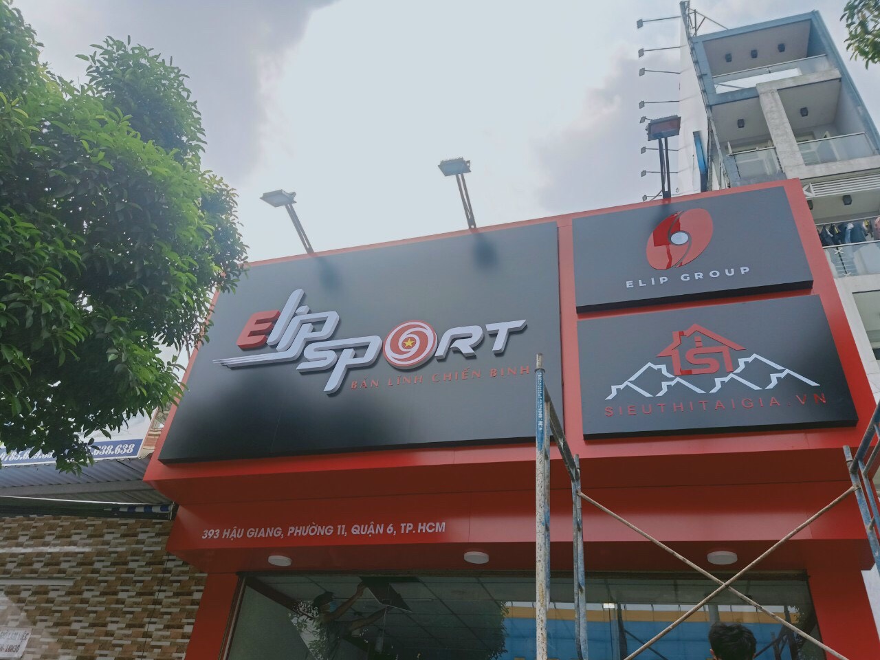 Bảng mặt dựng Alu